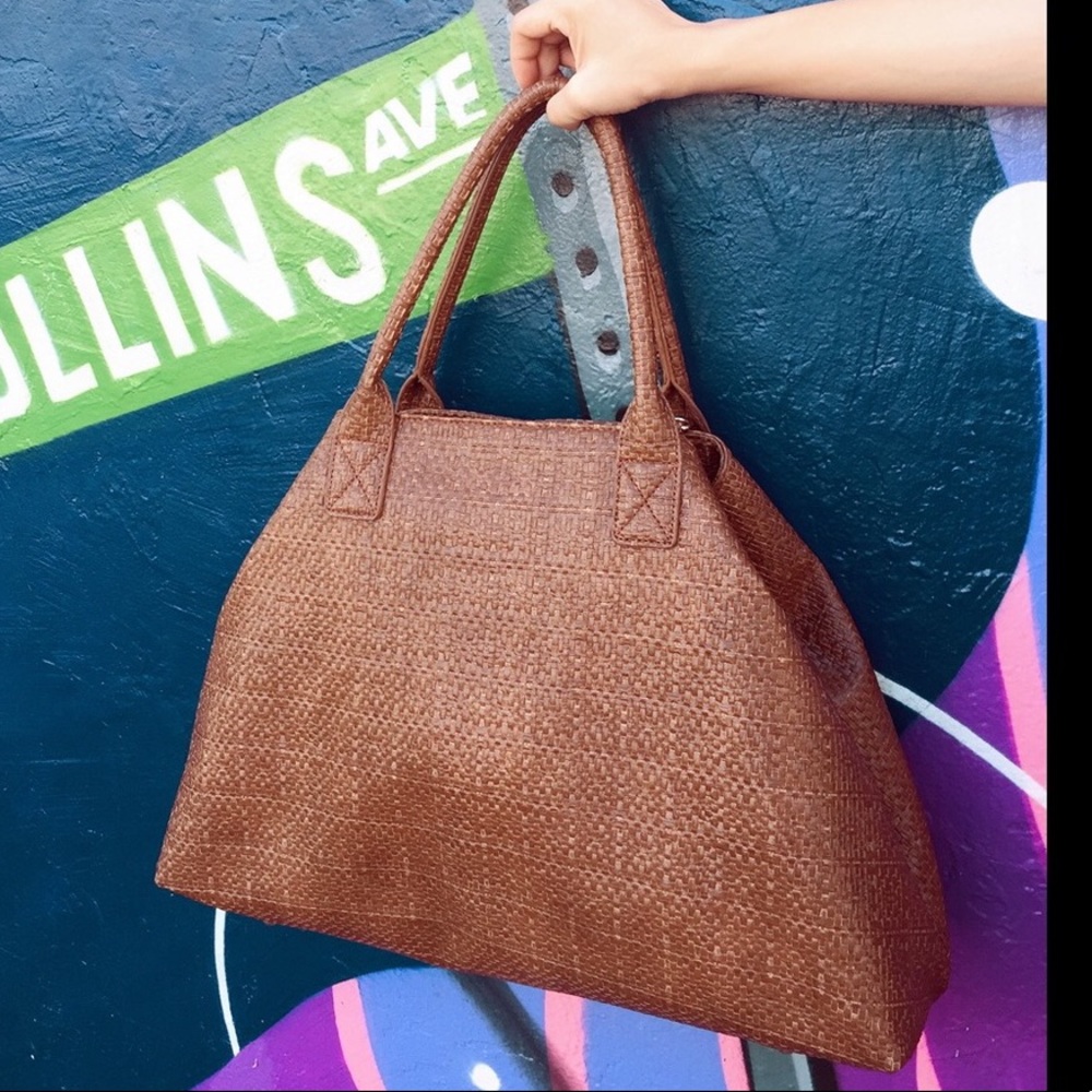 Pink Haley weekend tote bag!